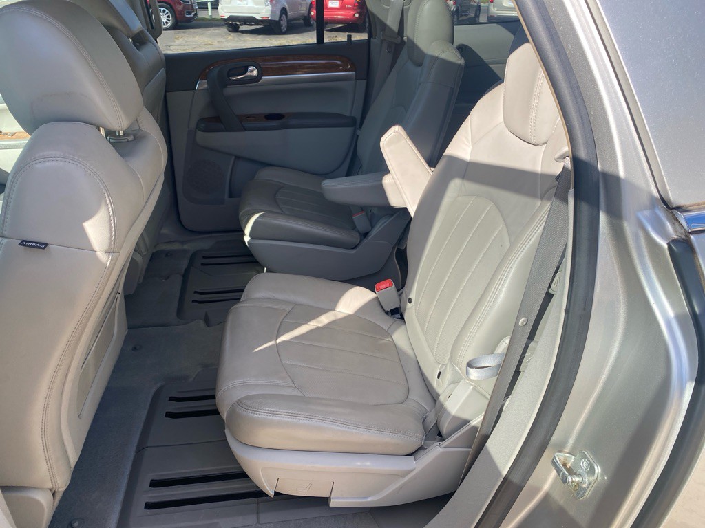 2008 Buick Enclave Image 10