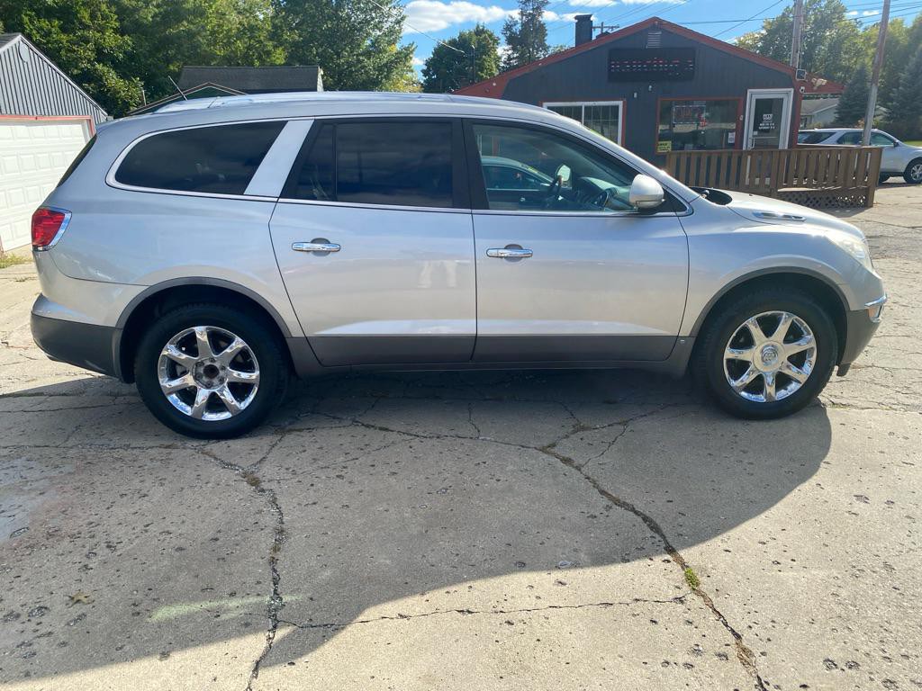 2008 Buick Enclave Image 8