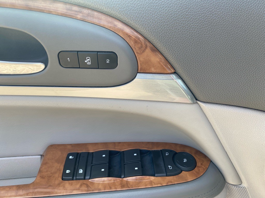 2008 Buick Enclave Image 20