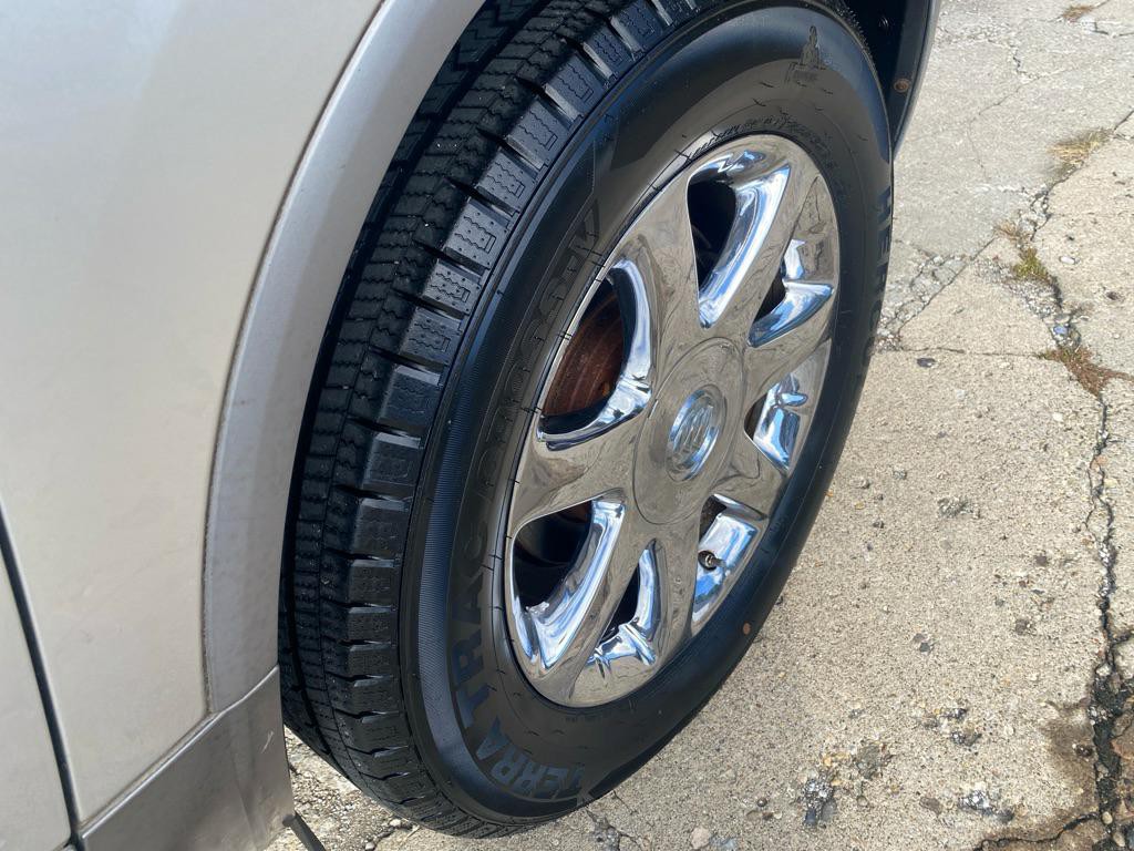 2008 Buick Enclave Image 27