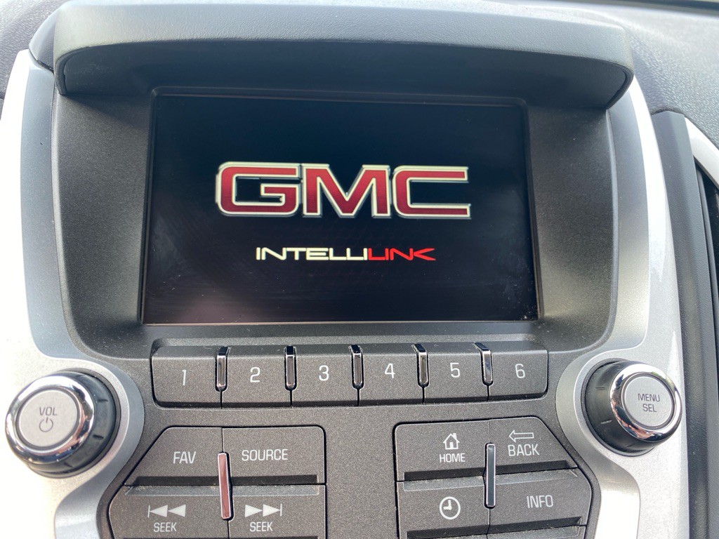 2015 GMC Terrain Image 12