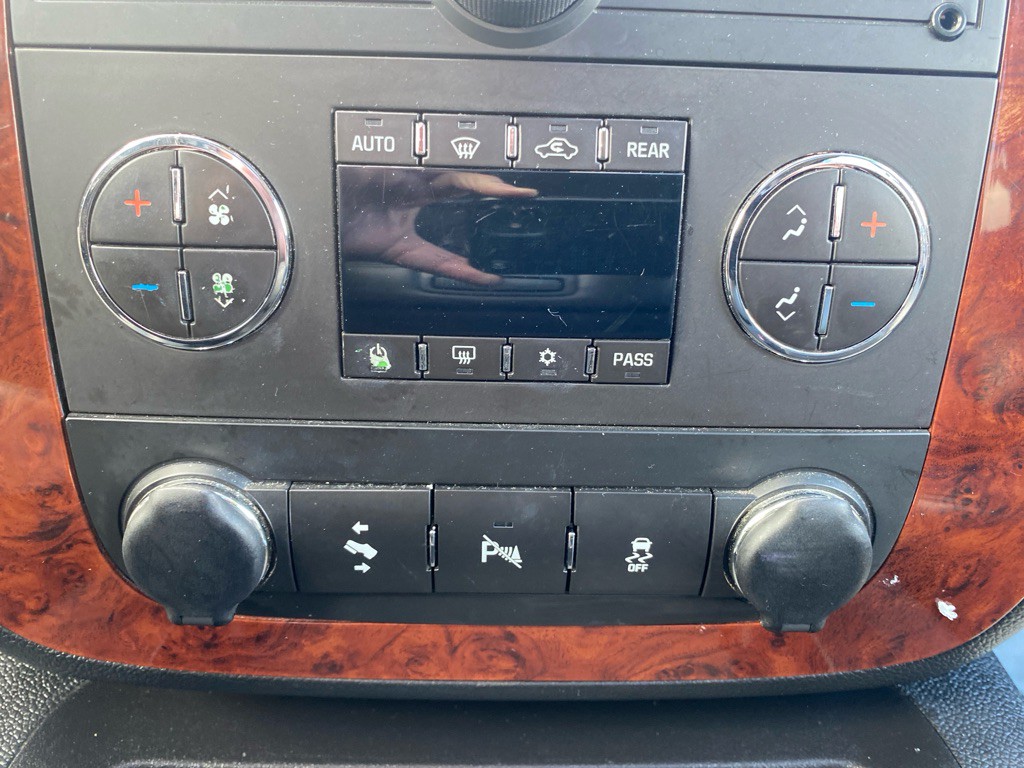 2013 Chevrolet Tahoe Image 15