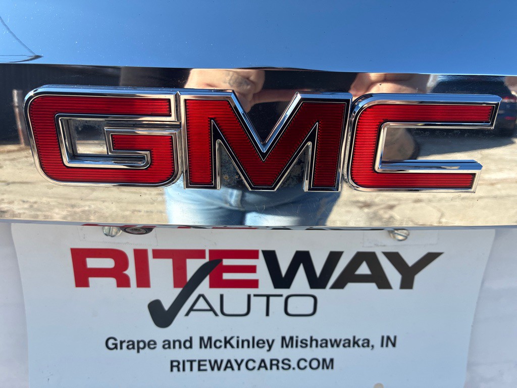 2011 GMC Terrain Image 18