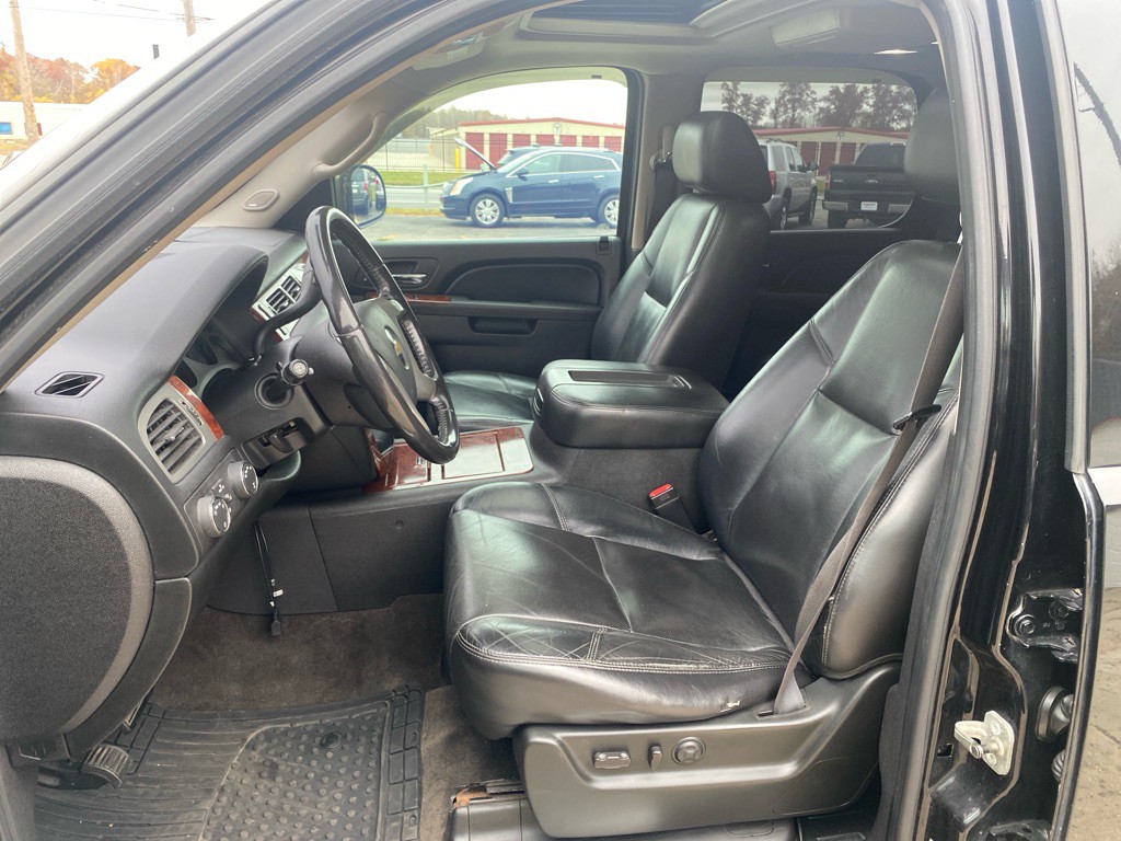 2011 Chevrolet Tahoe Image 9