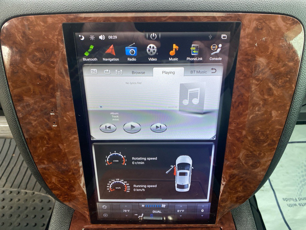 2011 Chevrolet Tahoe Image 14