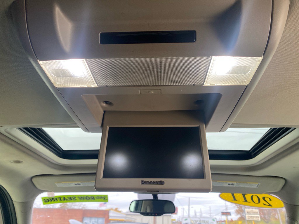 2011 Chevrolet Tahoe Image 26