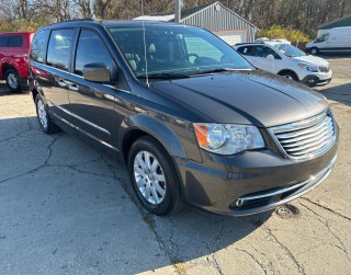 Image for 2016 Chrysler Town & Country Touring ID: 6986428