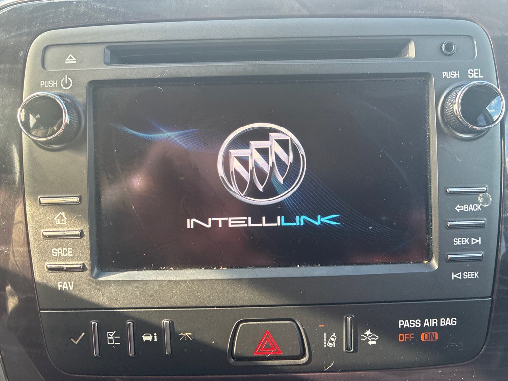 2017 Buick Enclave Image 12