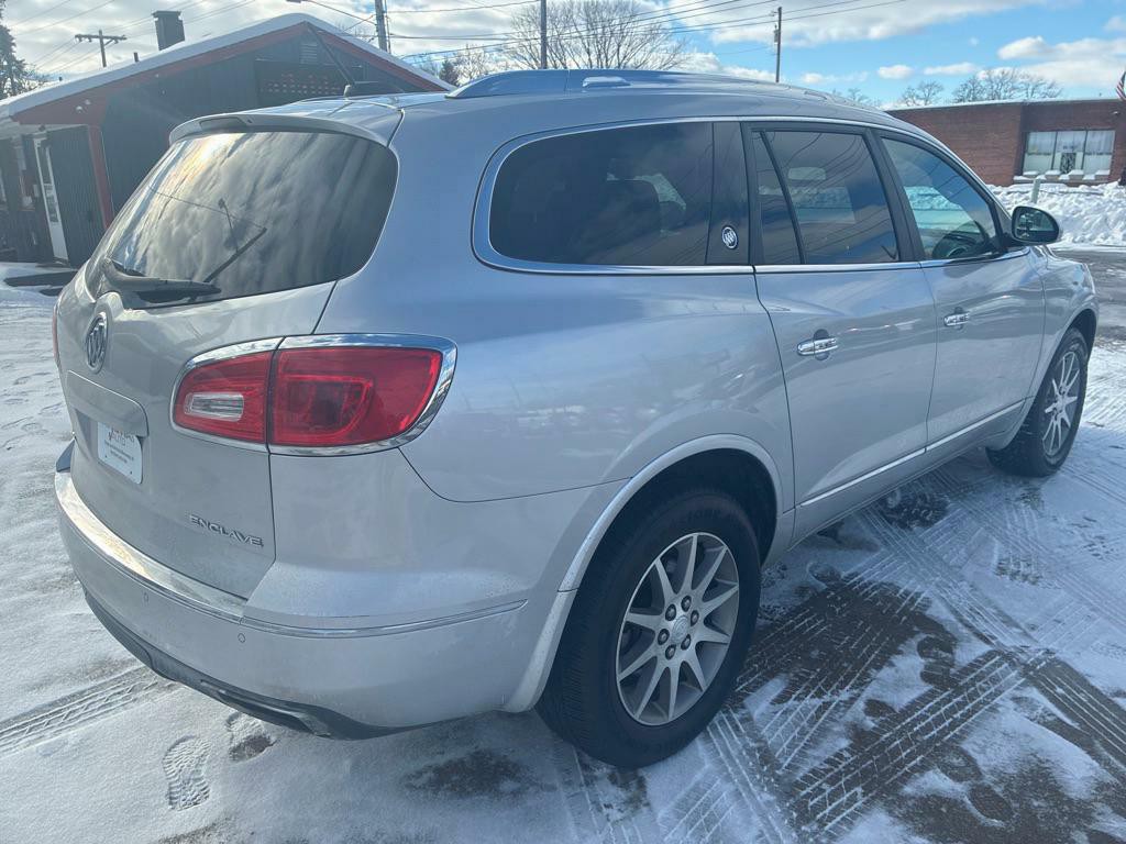2017 Buick Enclave Image 7