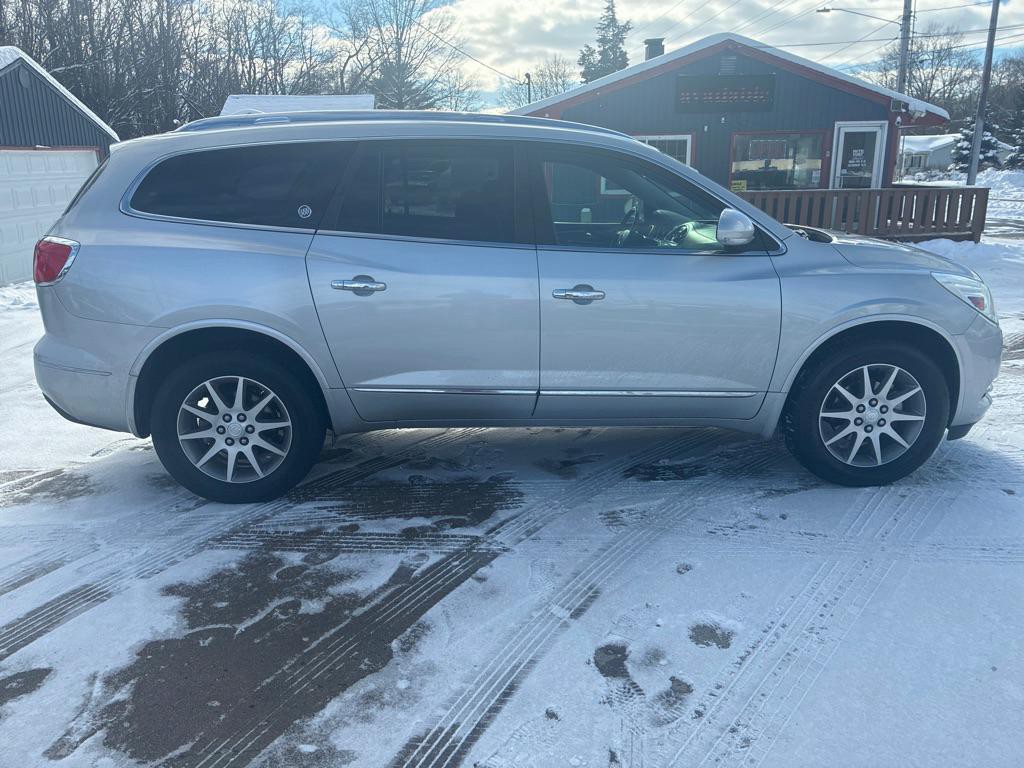2017 Buick Enclave Image 8