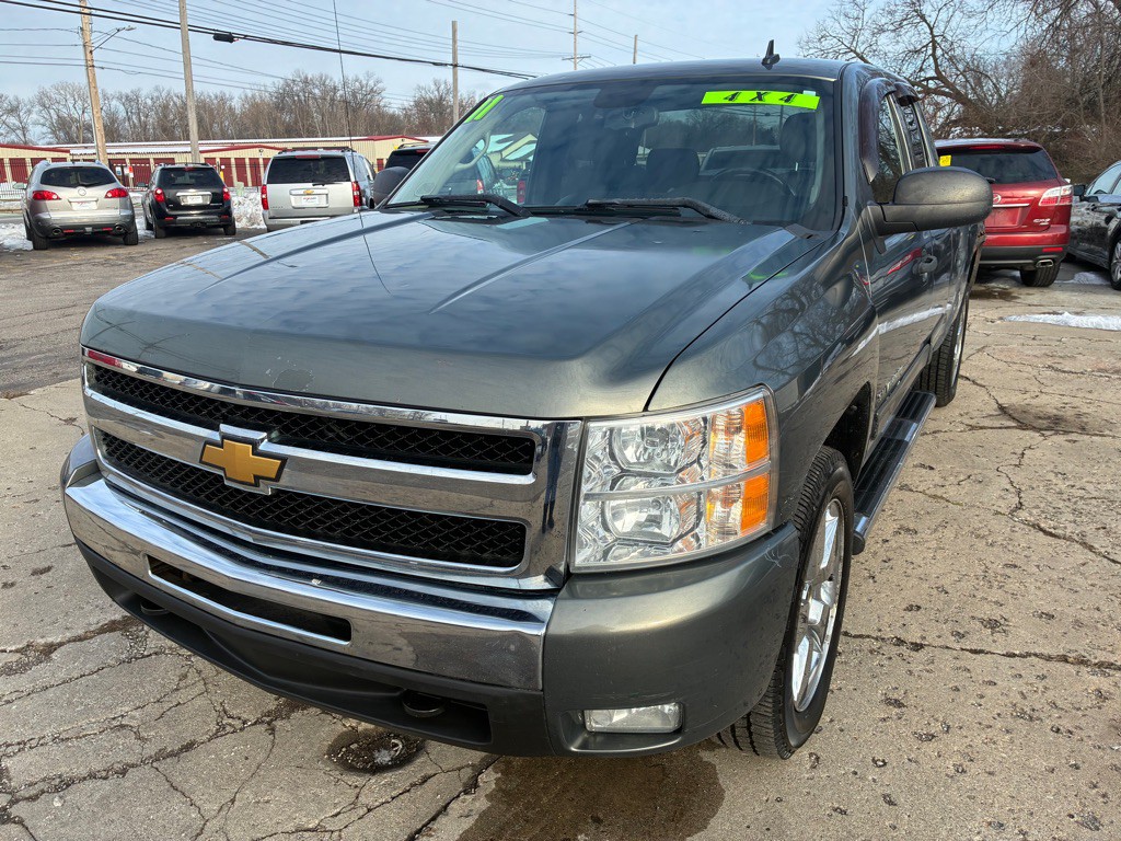 2011 Chevrolet Silverado 1500 Image 4