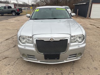 Image for 2006 Chrysler 300 SRT-8 ID: 7080957