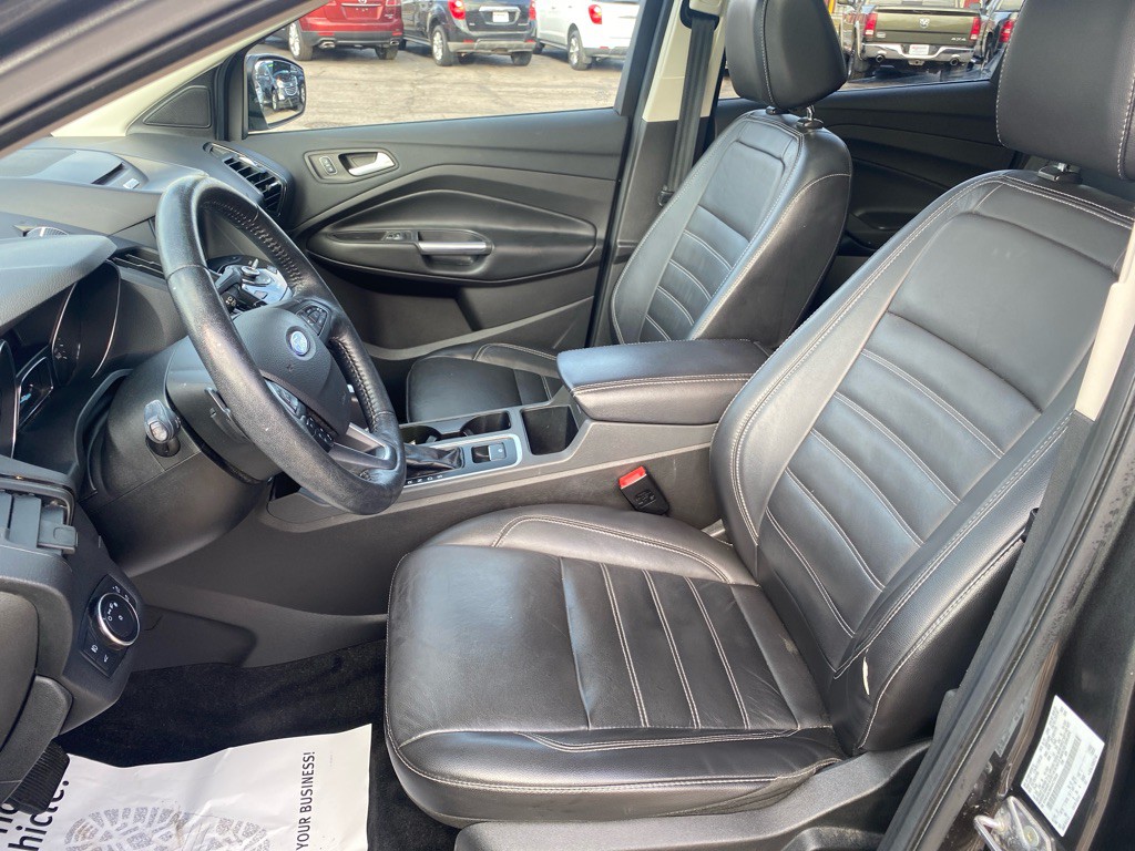 2017 Ford Escape Image 9