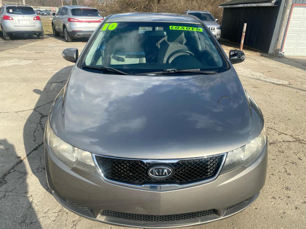 2010 Kia Forte Image 2