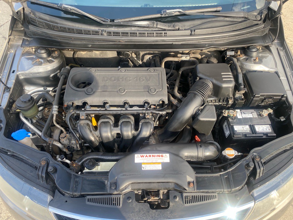 2010 Kia Forte Image 18