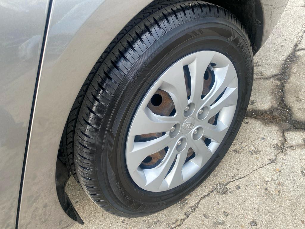 2010 Kia Forte Image 20