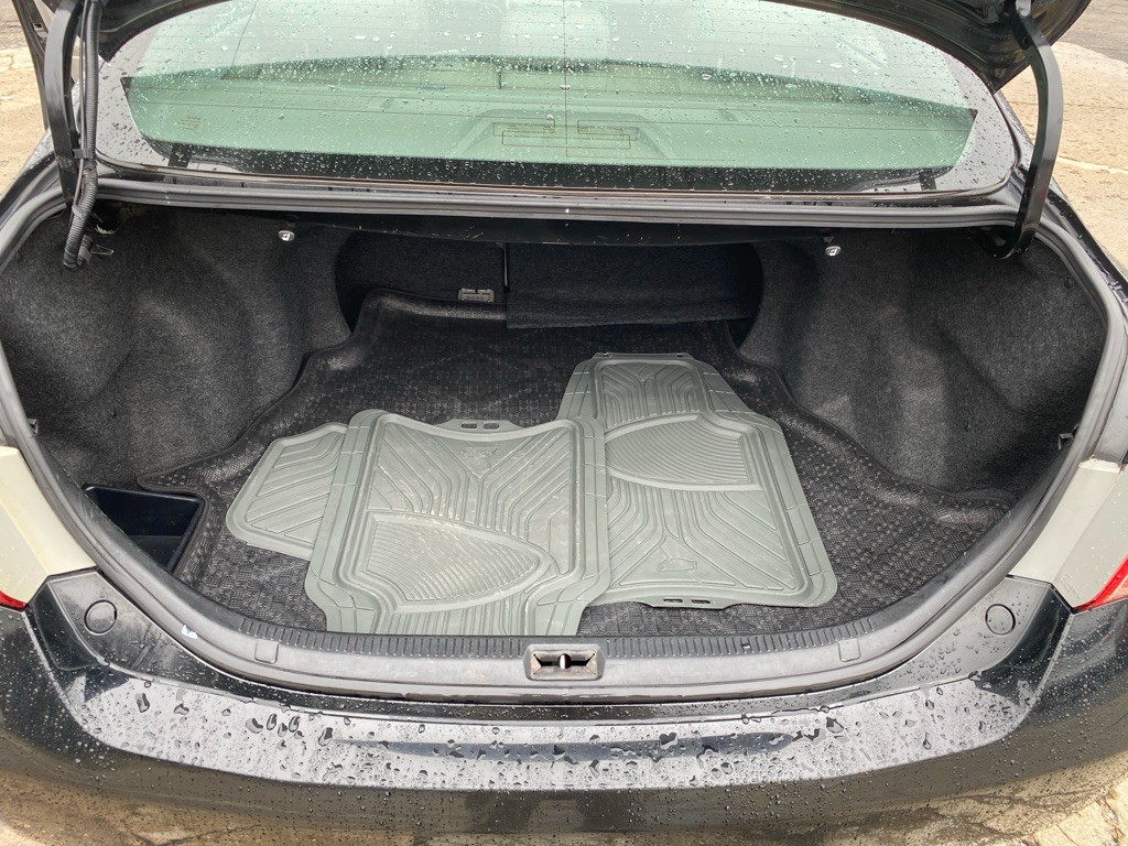 2009 Toyota Camry Image 11