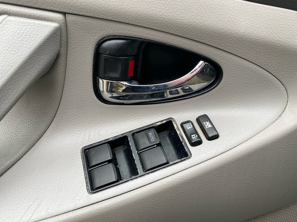 2009 Toyota Camry Image 18