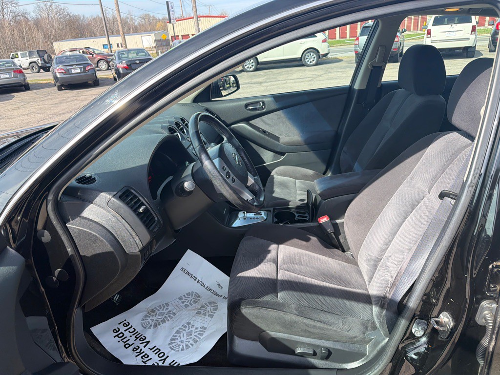 2008 Nissan Altima Image 9