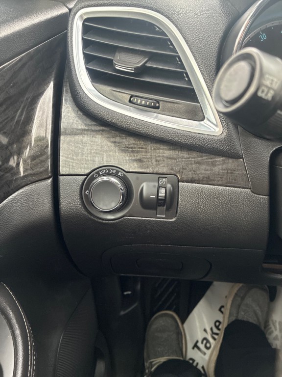 2014 Buick Enclave Image 16