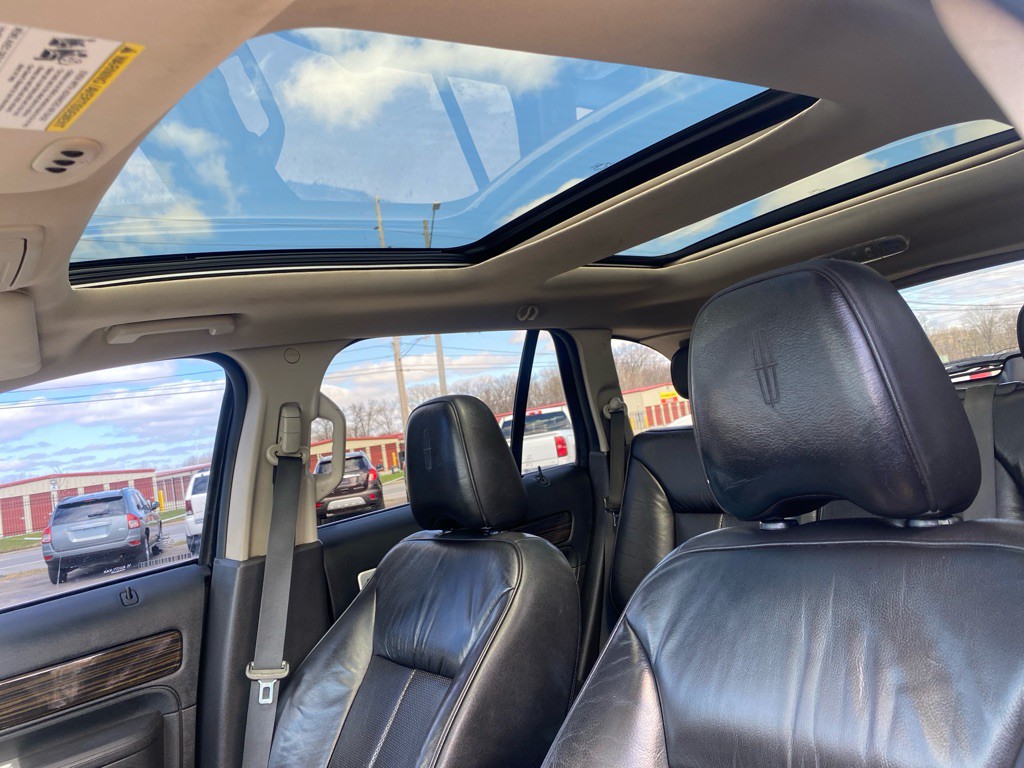 2010 Lincoln MKX Image 13