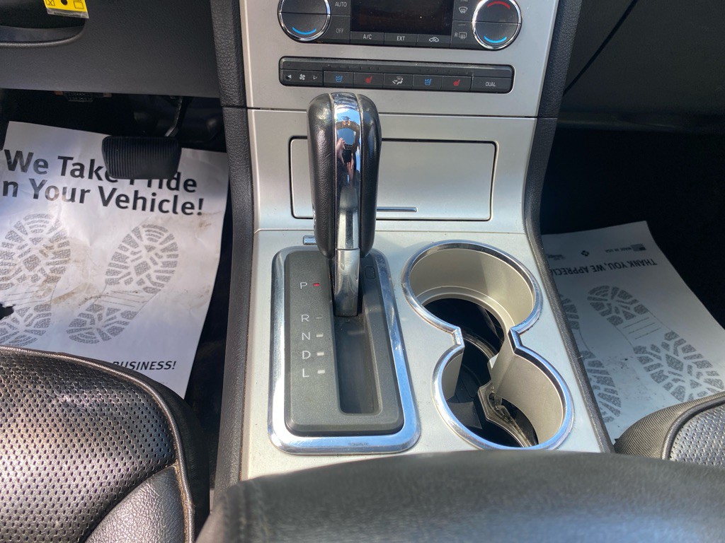 2010 Lincoln MKX Image 19