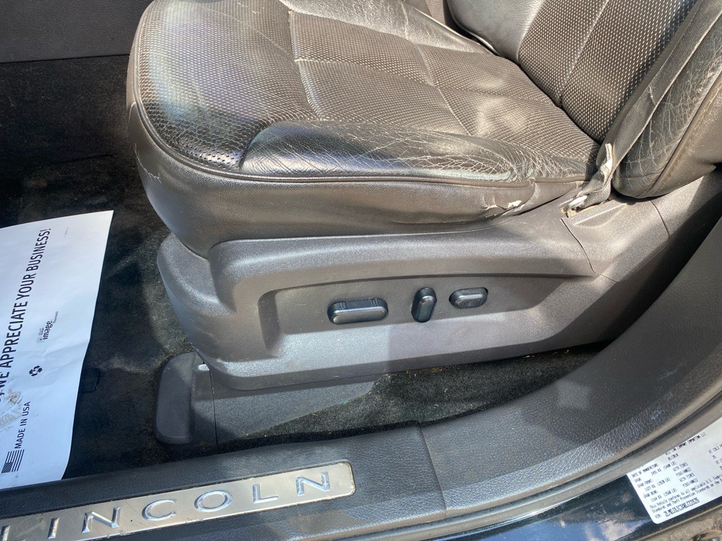 2010 Lincoln MKX Image 23