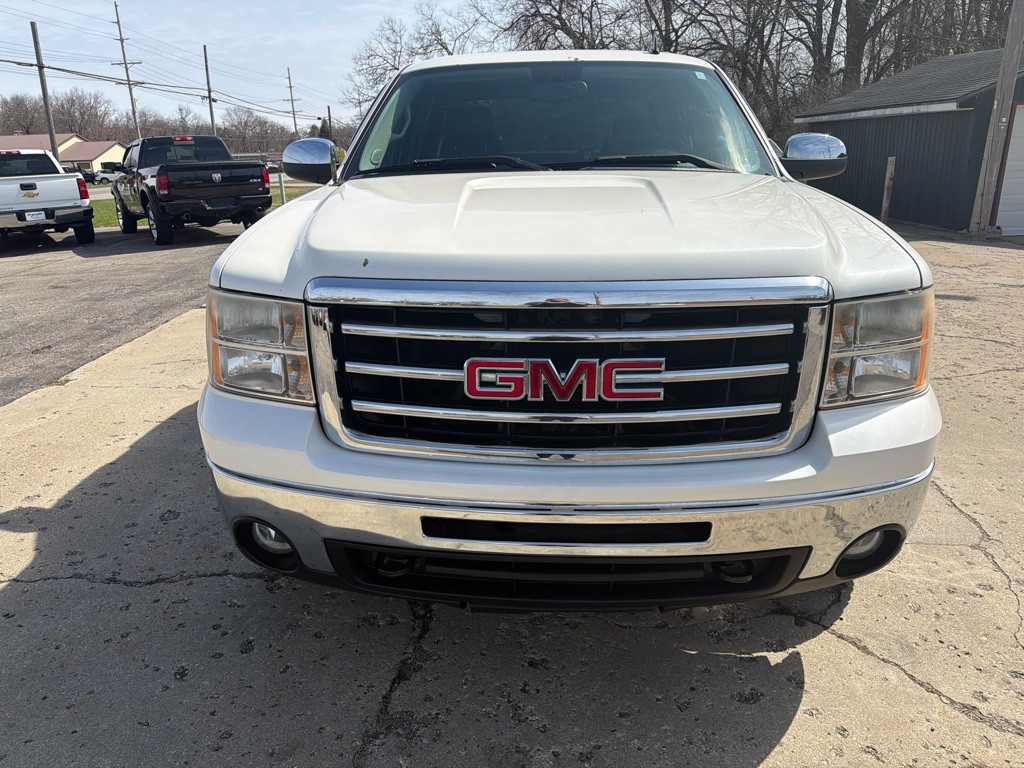2012 GMC Sierra Image 2