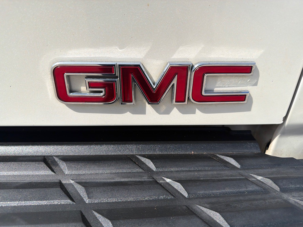 2012 GMC Sierra Image 21