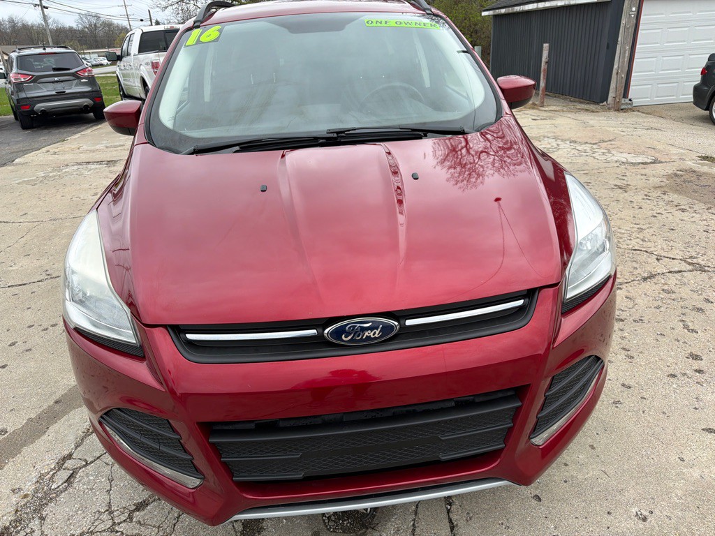 2016 Ford Escape Image 2