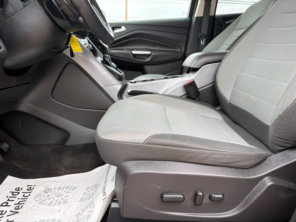 2016 Ford Escape Image 19