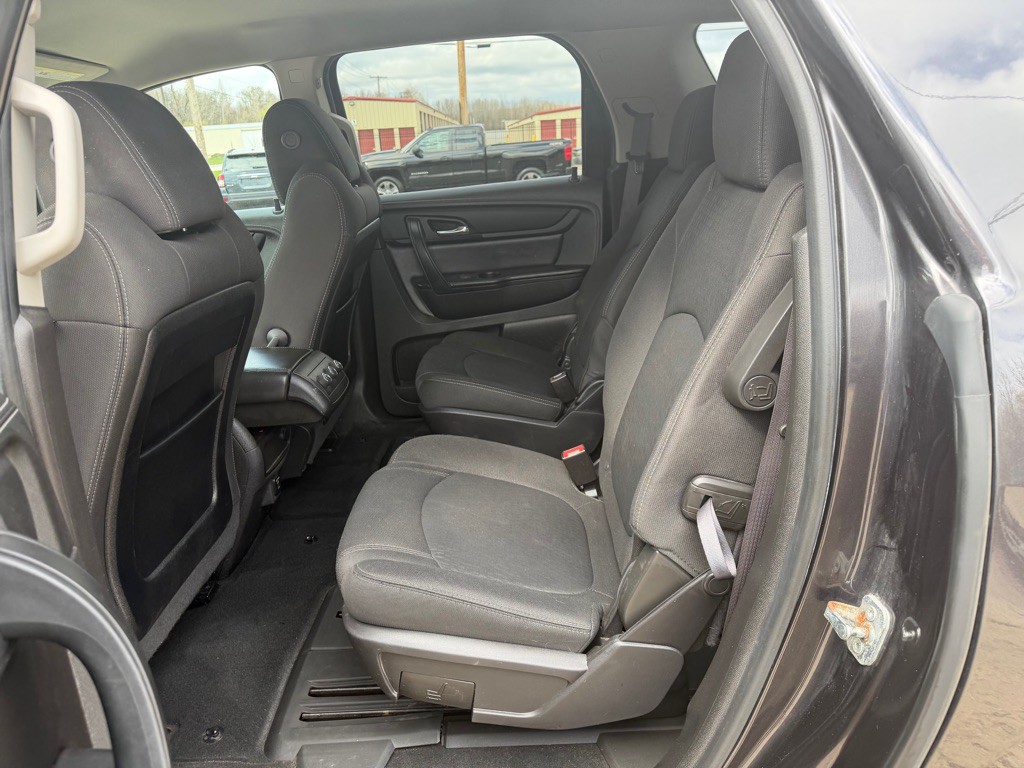 2015 GMC Acadia Image 11
