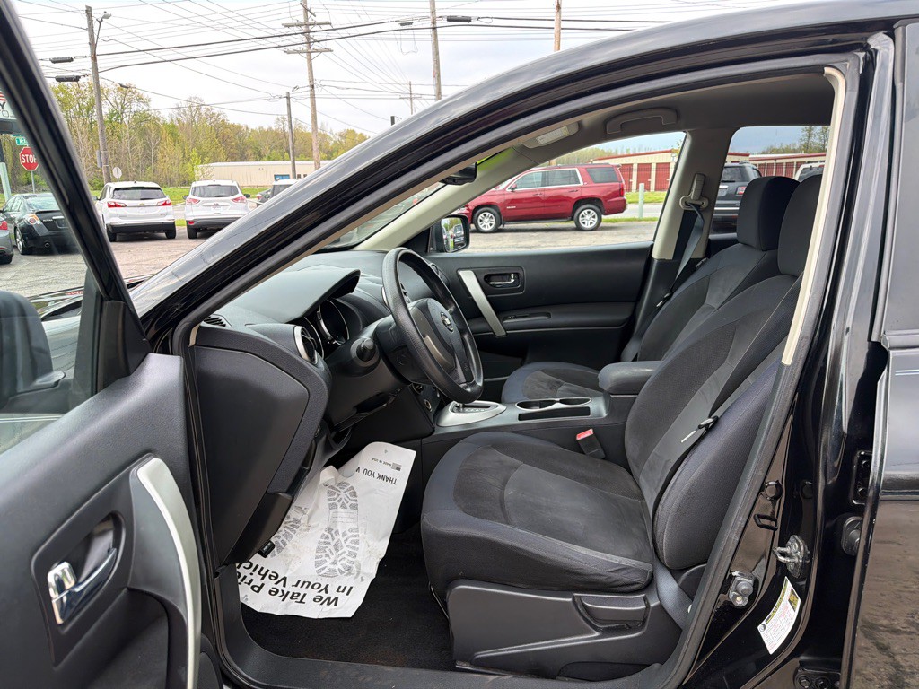 2010 Nissan Rogue Image 9