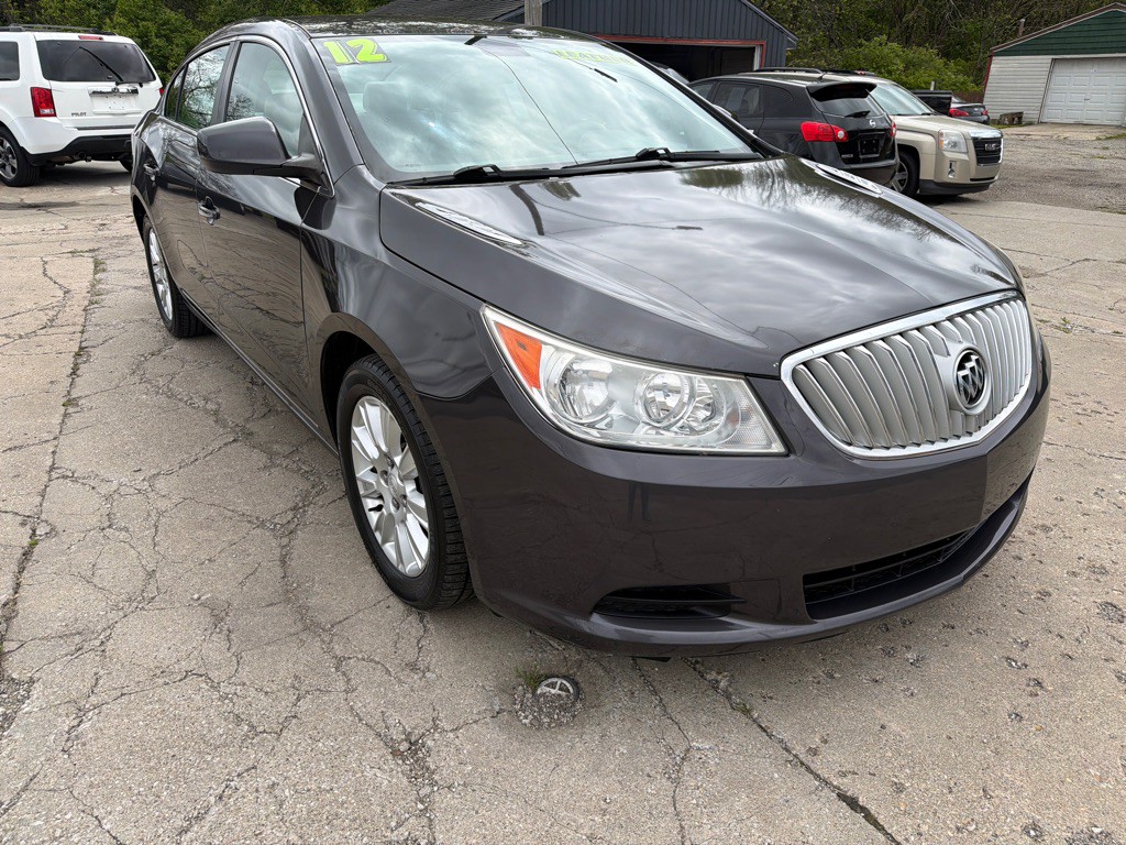 2012 Buick Lacrosse Image 1