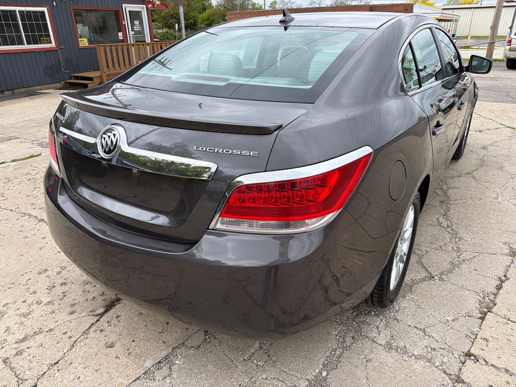 2012 Buick Lacrosse Image 7