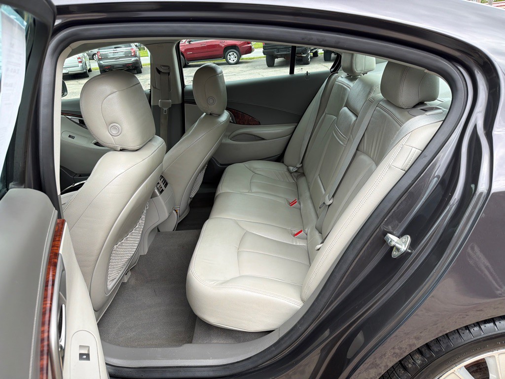 2012 Buick Lacrosse Image 11