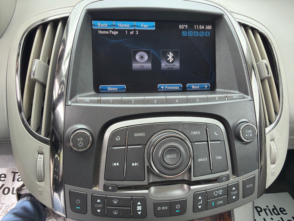 2012 Buick Lacrosse Image 13