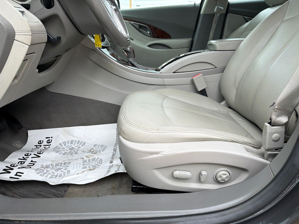 2012 Buick Lacrosse Image 17