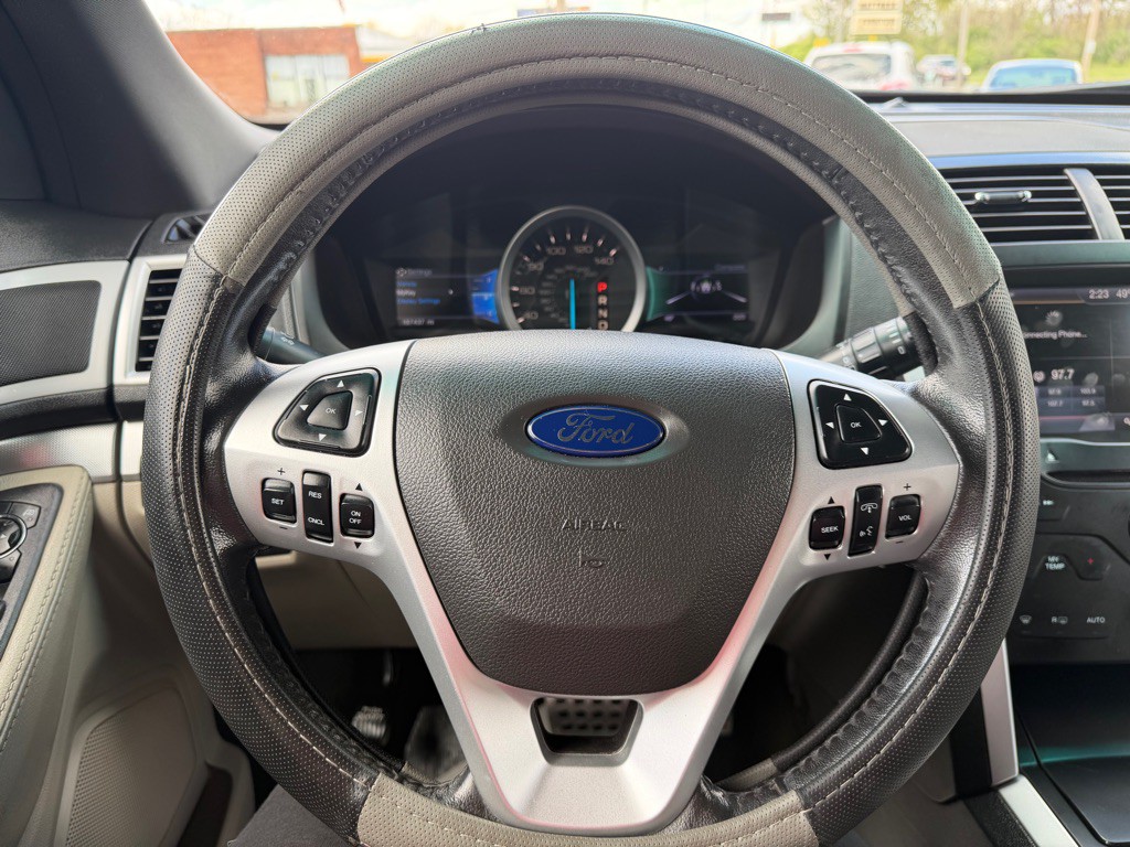 2014 Ford Explorer Image 14