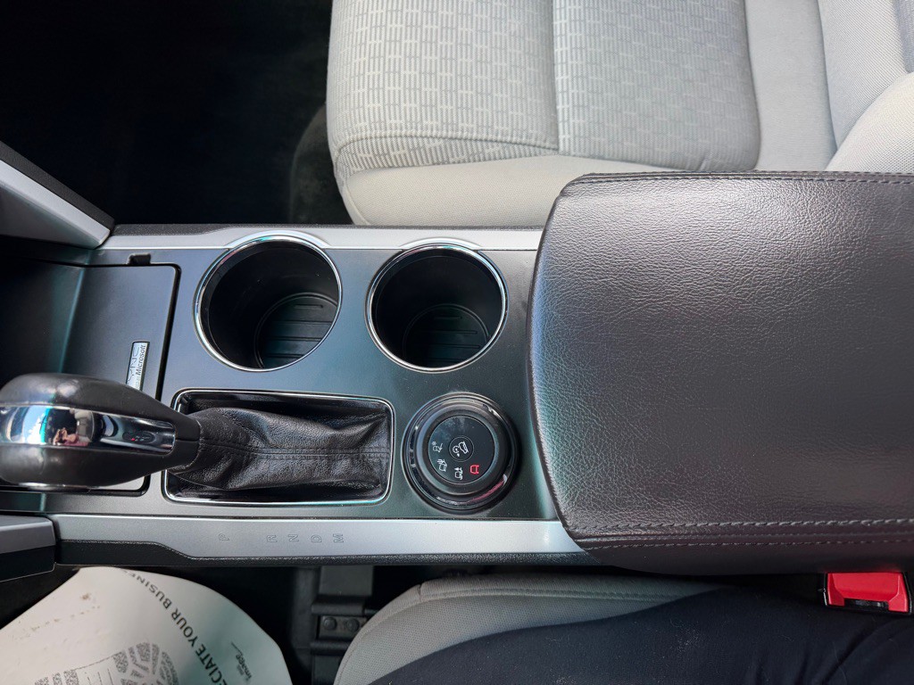 2014 Ford Explorer Image 18