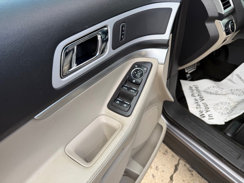 2014 Ford Explorer Image 20