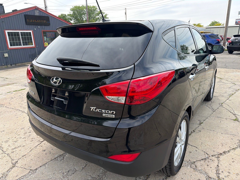 2013 Hyundai Tucson Image 7