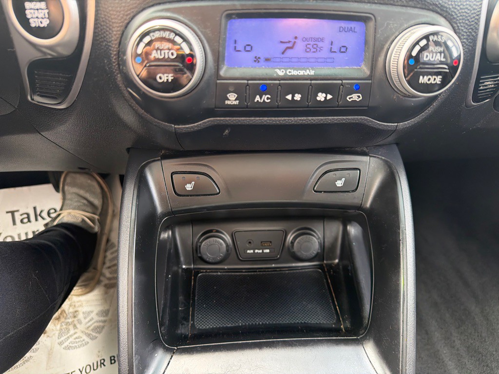 2013 Hyundai Tucson Image 15