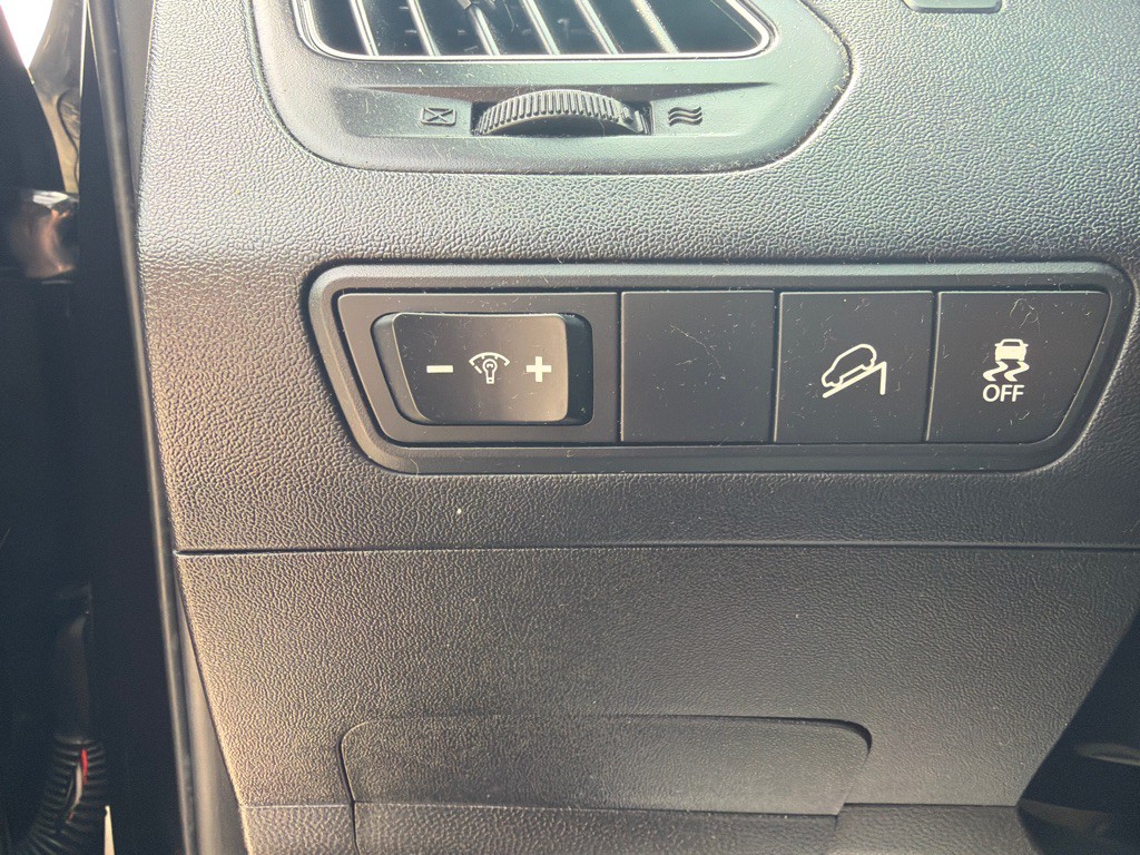 2013 Hyundai Tucson Image 18