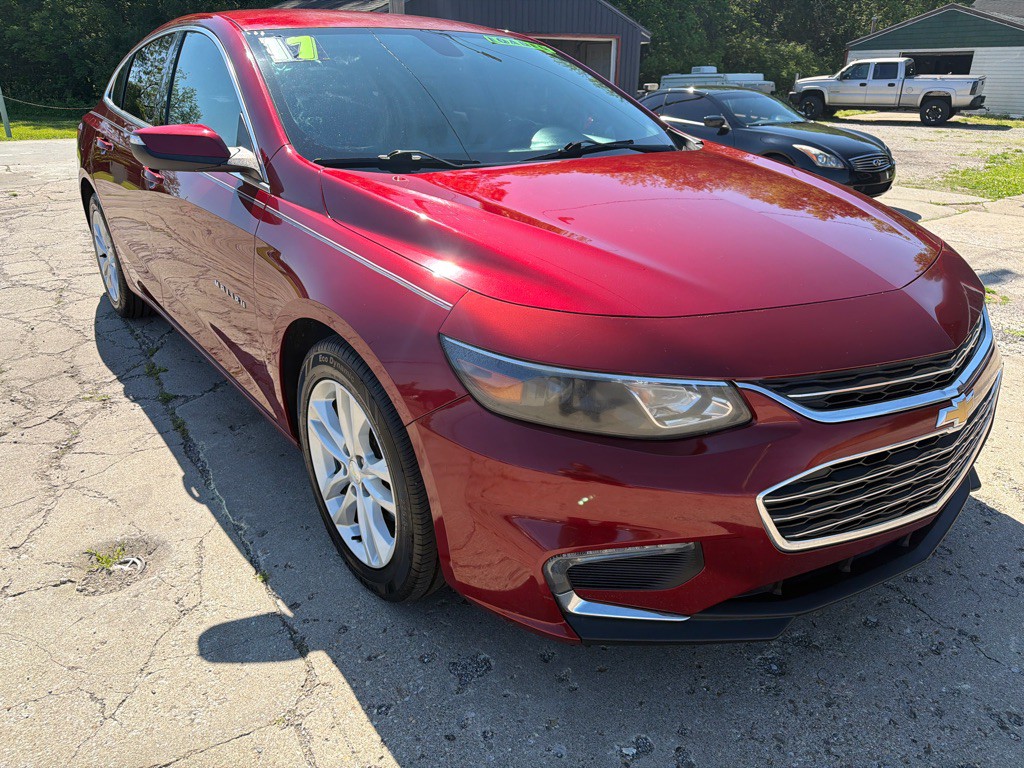 2017 Chevrolet Malibu Image 1