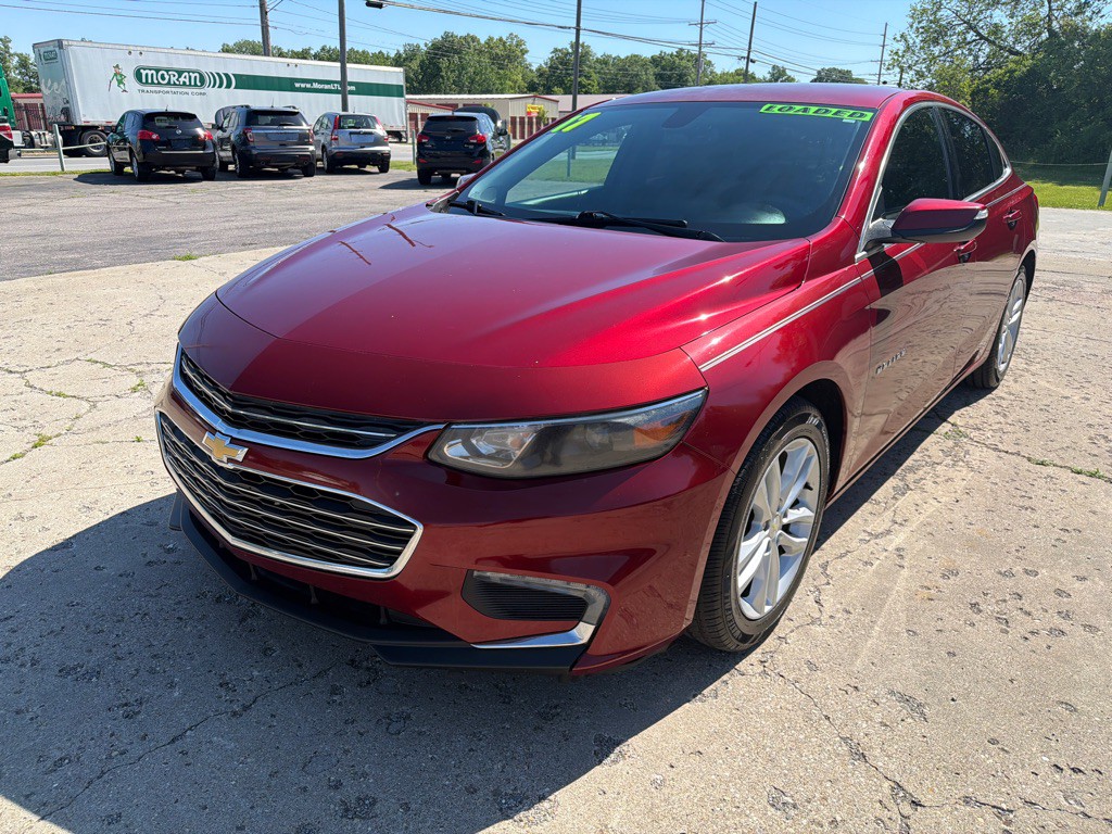 2017 Chevrolet Malibu Image 3