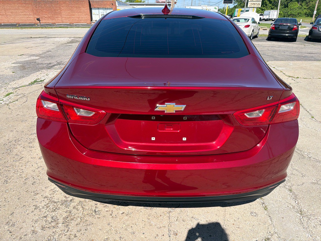 2017 Chevrolet Malibu Image 6