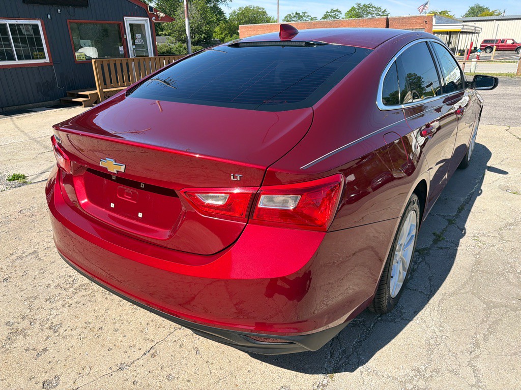 2017 Chevrolet Malibu Image 7