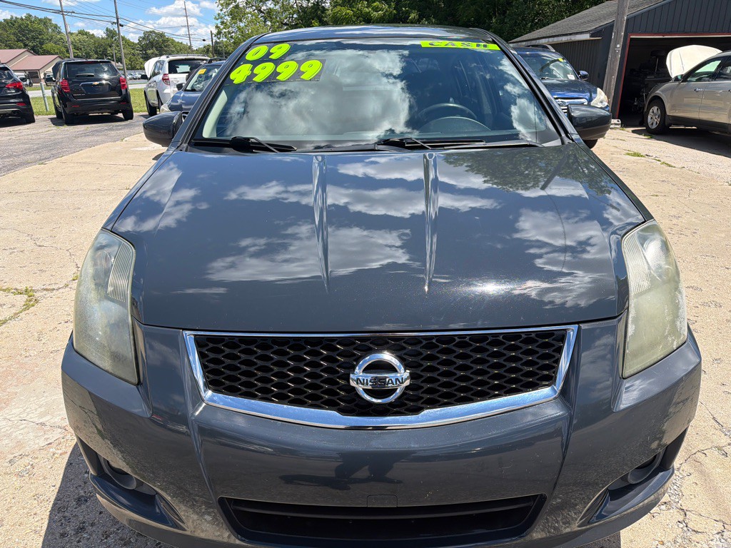 2009 Nissan Sentra Image 2