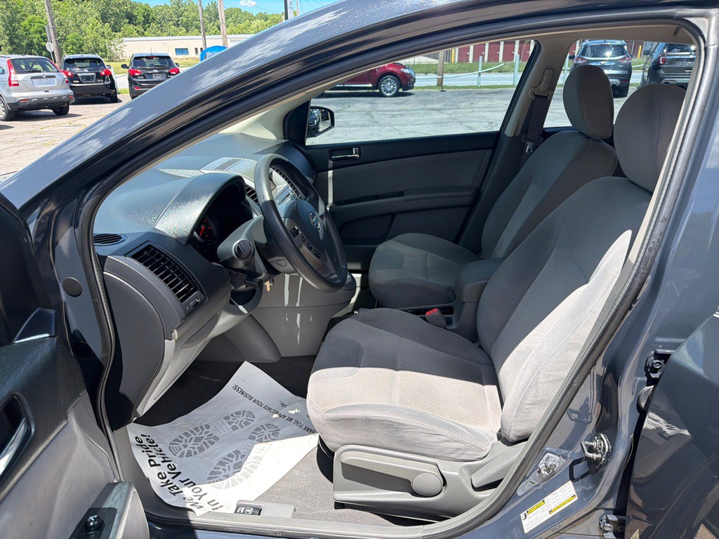 2009 Nissan Sentra Image 9